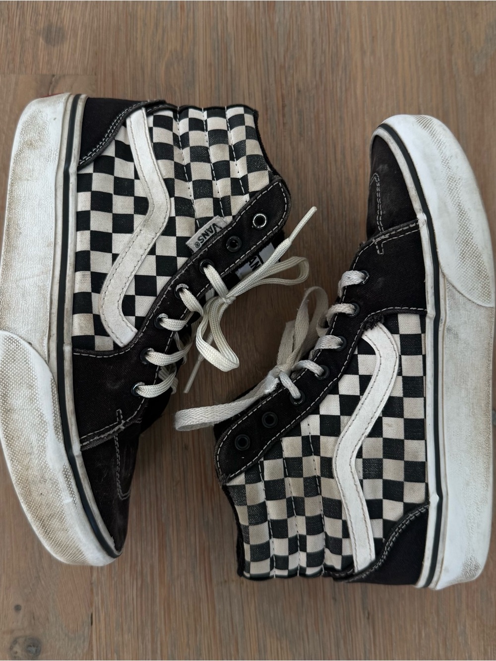 Vans high tops size 3.5 kids 
Worn but still in good condition